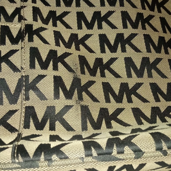 Michael Kors Jet Set bag and wallet - Picture 8 of 8